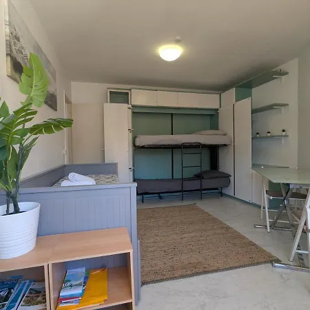 Διαμέρισμα Vue Degagee, Emplacement Ideal, Climatise Μεντόν