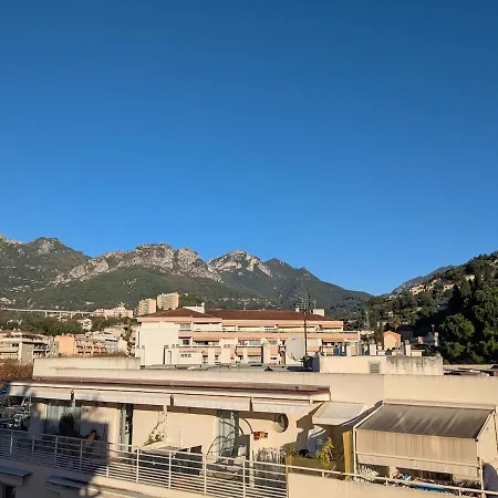 Vue Degagee, Emplacement Ideal, Climatise Μεντόν